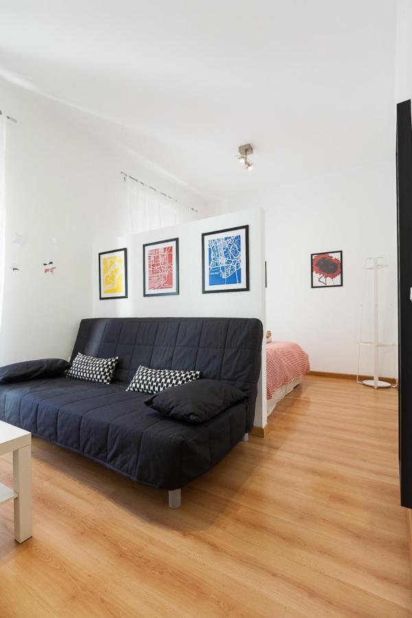 Peral Home Cozy Apartment Sevilla Exteriör bild